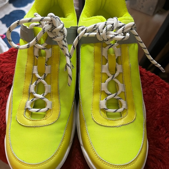 Neon DKNY 80s style chunky sneakers - Picture 3 of 3